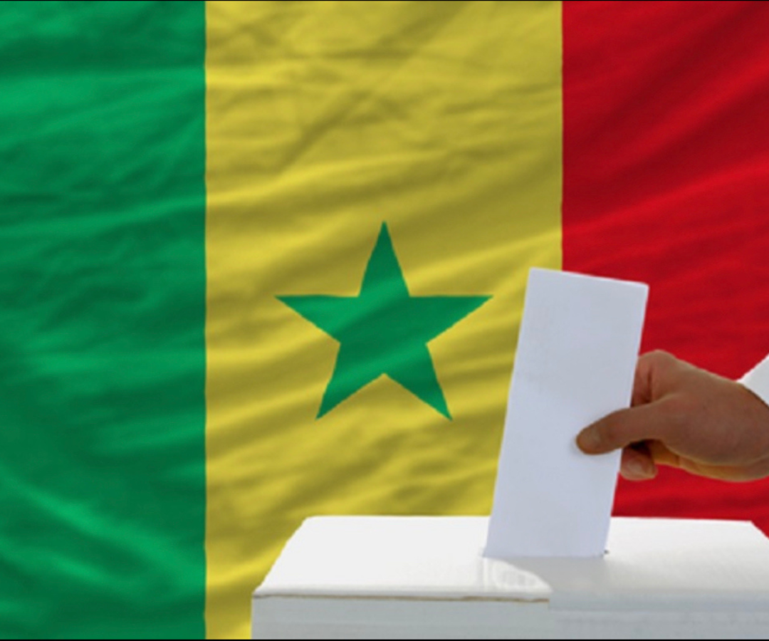 Aly Ngouille Ndiaye se prépare à voter à Linguèr